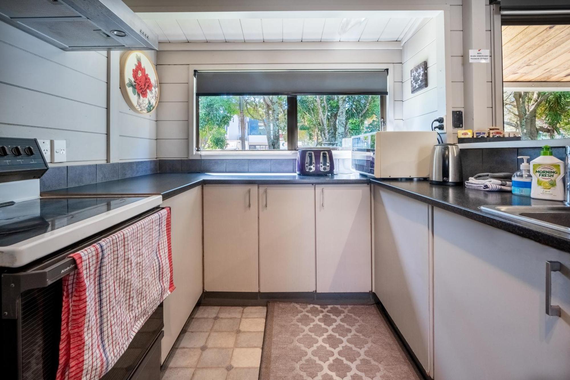 Orewa Motor Lodge Exterior photo